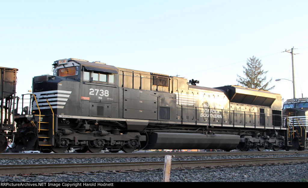 NS 2738